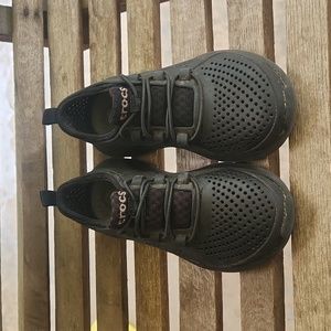 Children LiteRide By Croc size C11 Shoes